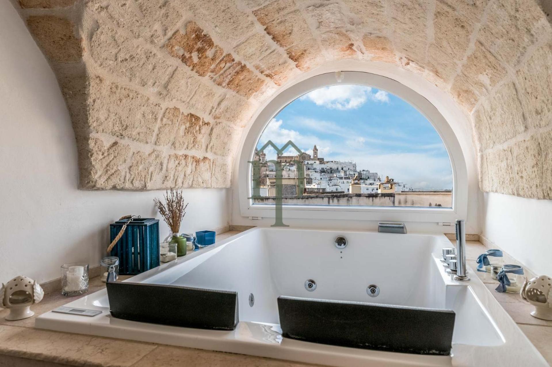 Dimora Matteotti By Meravigliosa Puglia Realestate Остуни Экстерьер фото